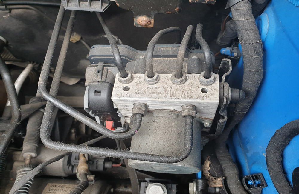 VW Polo Match ABS pump